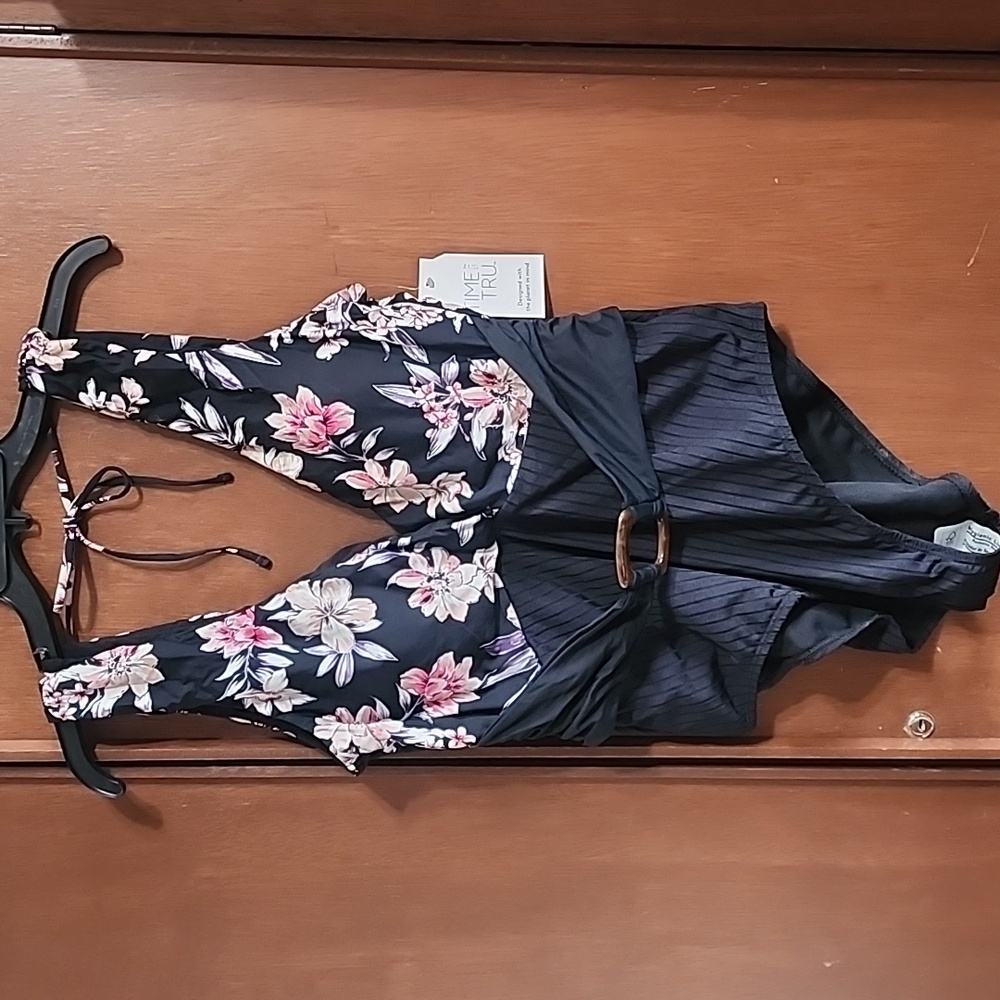Time and Tru 1 Piece Swimsuit NWT Sz XL